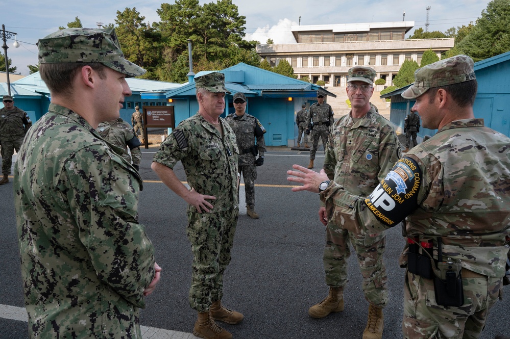 CDRUSINDOPACOM visits Korean Demilitarized Zone