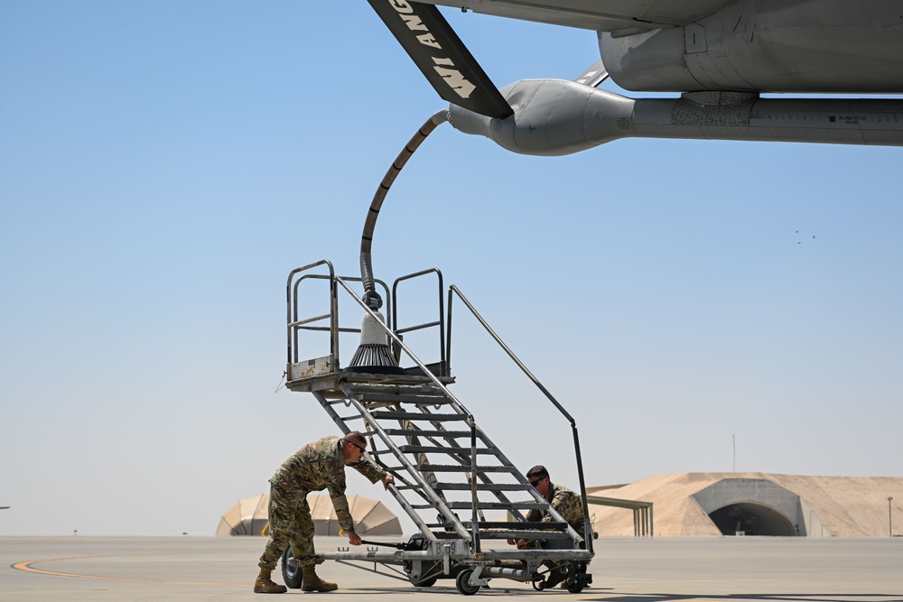 KC-135 Maintenance: A Family Business