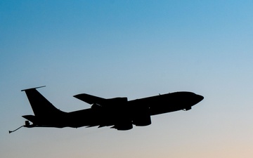 KC-135 sunset operations