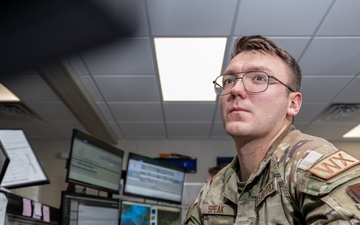 325th OSS weather flight protects Team Tyndall during hurricane season