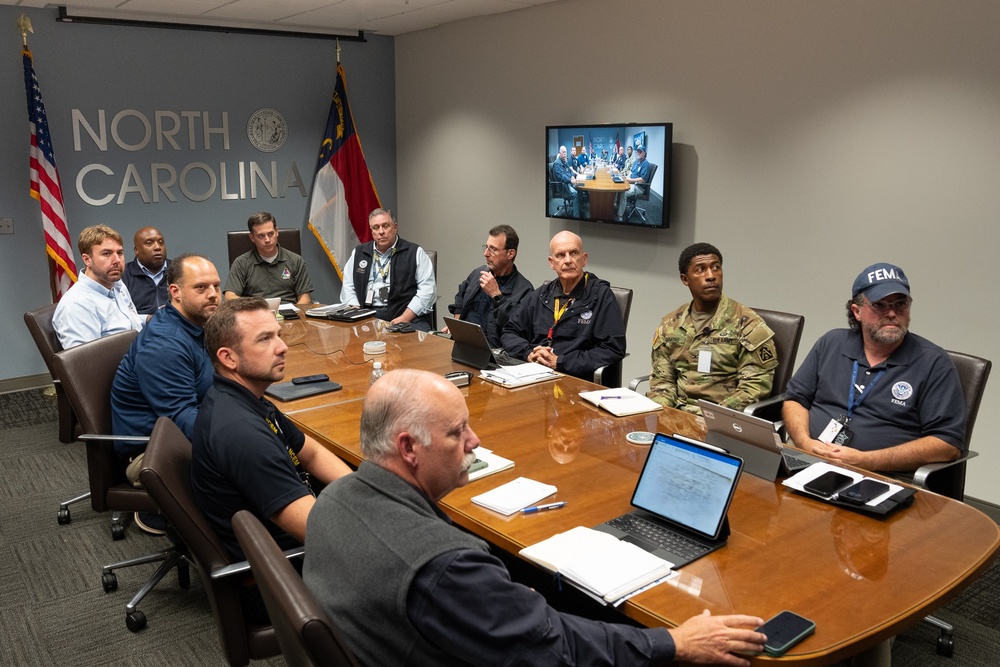 FEMA Deputy Administrator Hooks Visits the North Carolina Emergency Operations Center