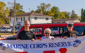 Pumpkin Fest Parade - Recruiting Station Milwaukee