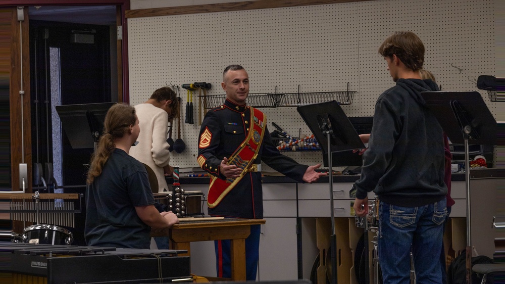 Marine Forces Reserve Band Tours Wisconsin!