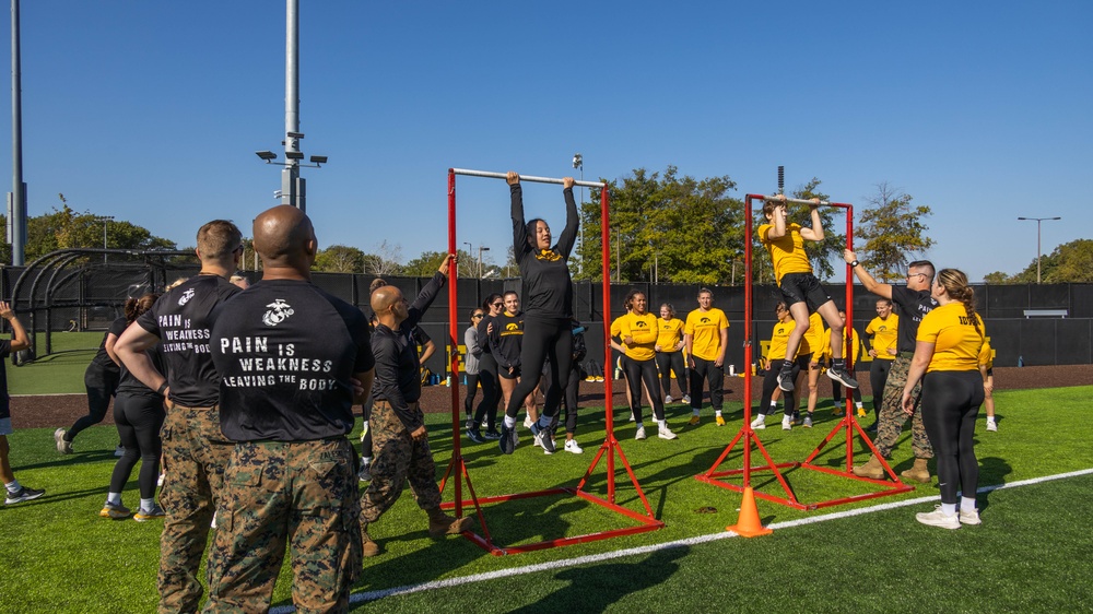 Iowa Women's Wrestling Team Workout With The Marines!