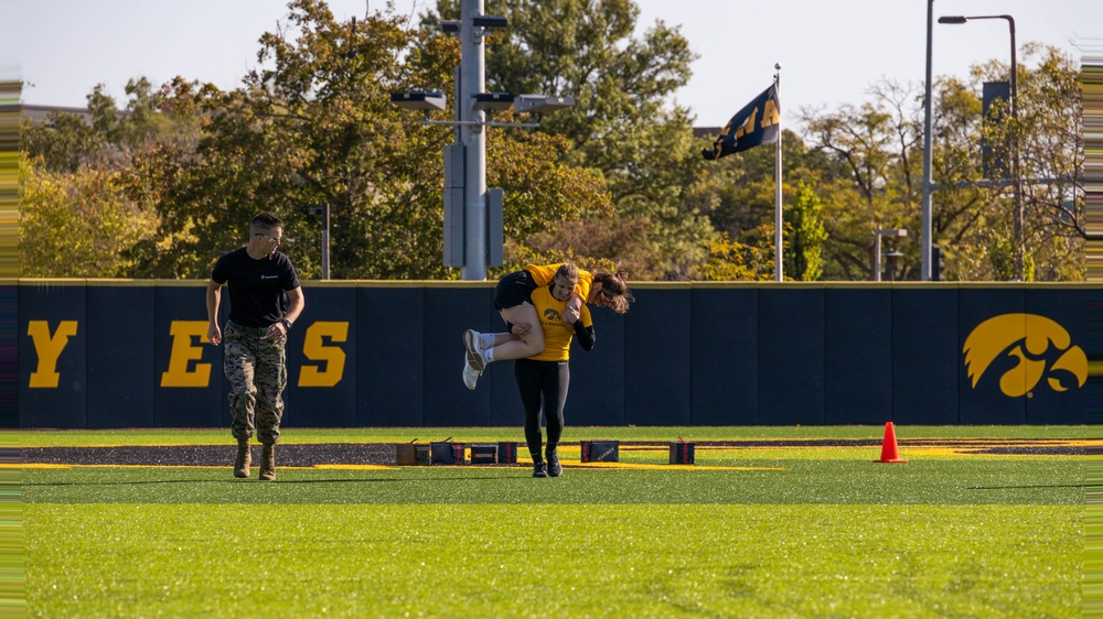 Iowa Women's Wrestling Team Workout With The Marines!