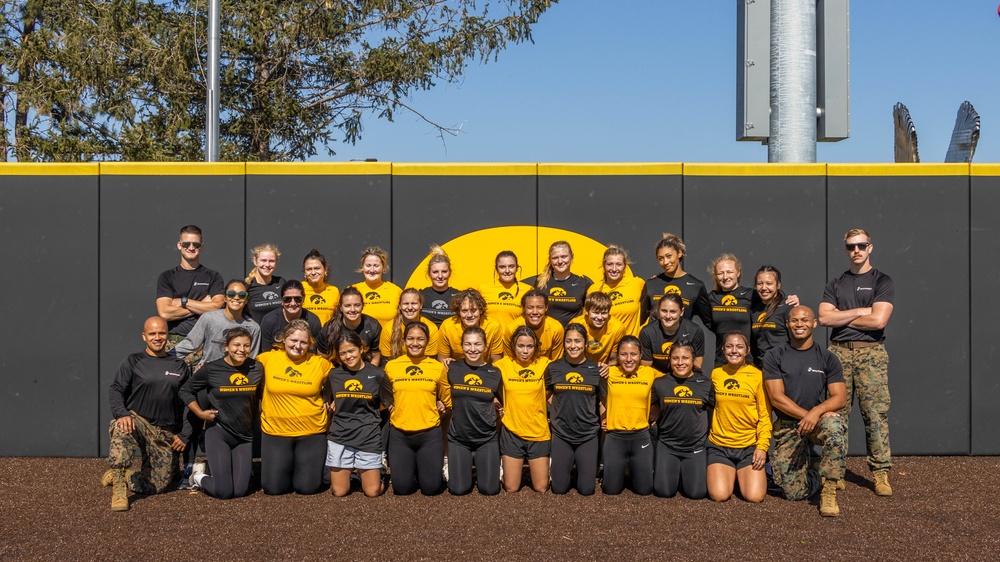 Iowa Women's Wrestling Team Workout With The Marines!