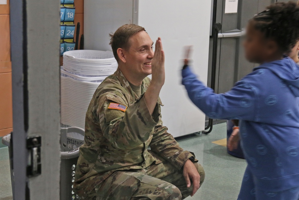 Rest Assured Soldiers have lunch with Thompson Elementary Students