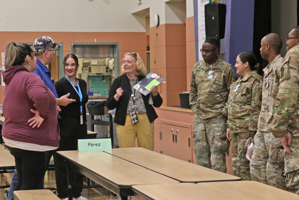 Rest Assured Soldiers have lunch with Thompson Elementary Students