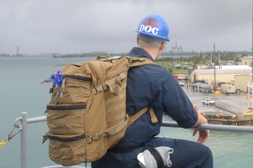 USS Frank Cable (AS40) Departs Apra Harbor, Guam