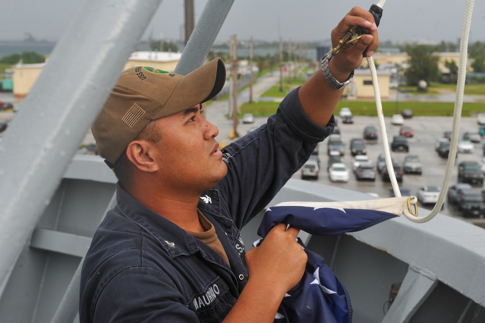 USS Frank Cable (AS40) Departs Apra Harbor, Guam