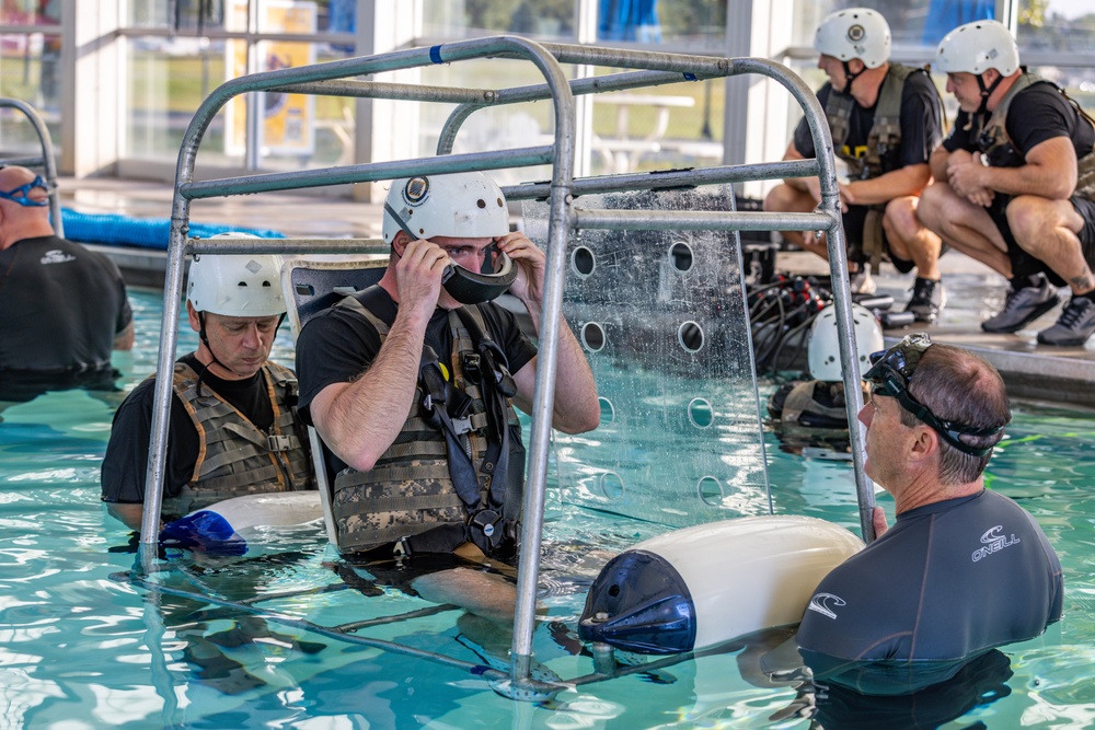 Eagle Assault conducts Shallow Water Egress Training