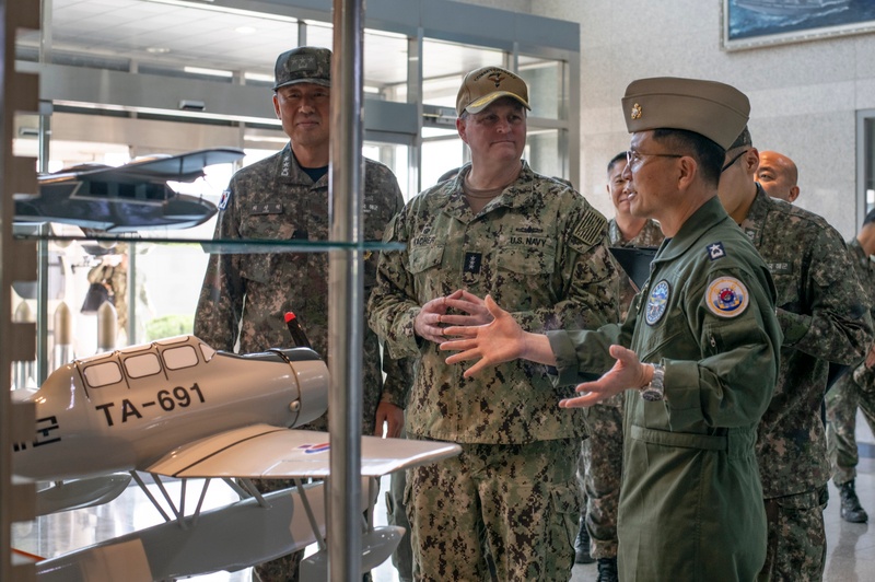 Vice Adm. Kacher Visits South Korea