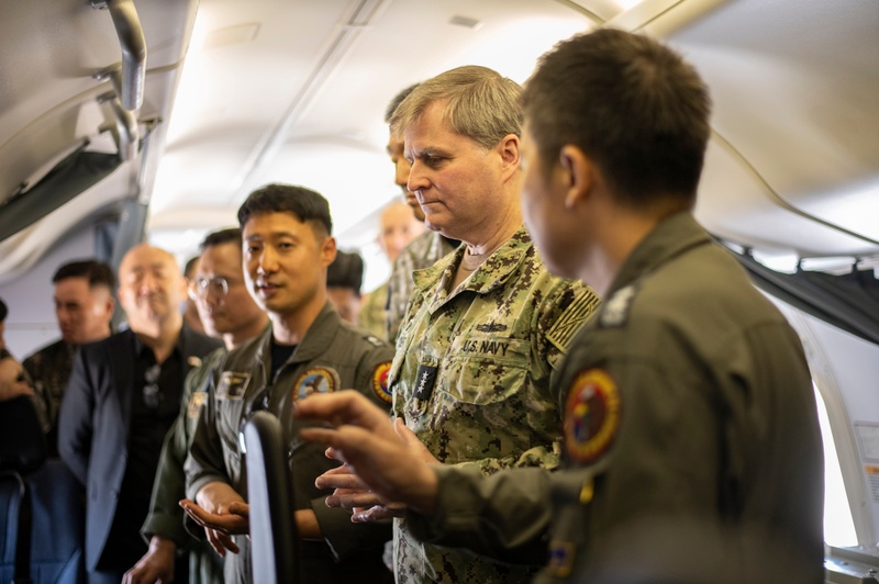 Vice Adm. Kacher Visits South Korea