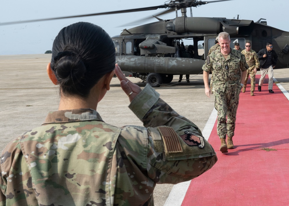 INDOPACOM commander visits Kunsan Air Base