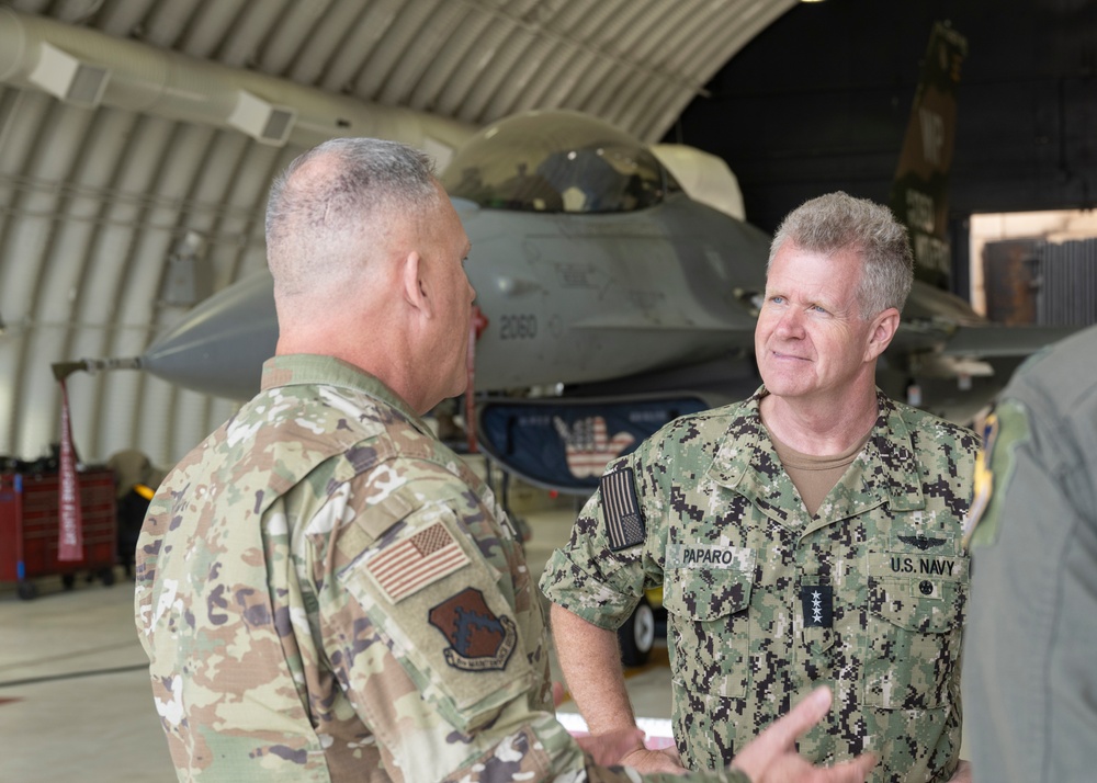 INDOPACOM commander visits Kunsan Air Base