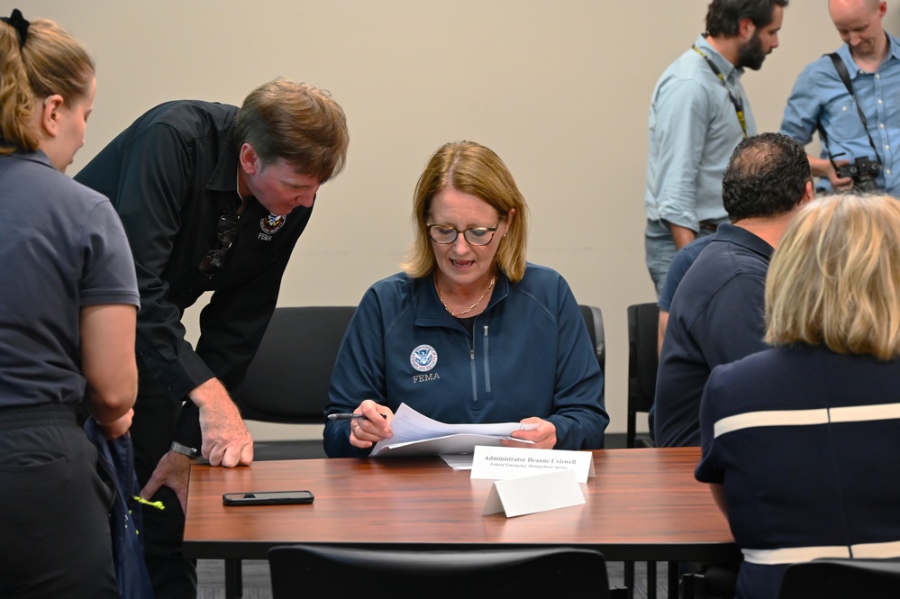 VP Harris Visits North Carolina, Meets with Local Officials on Helene Relief