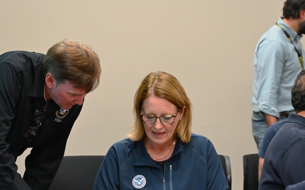 VP Harris Visits North Carolina, Meets with Local Officials on Helene Relief