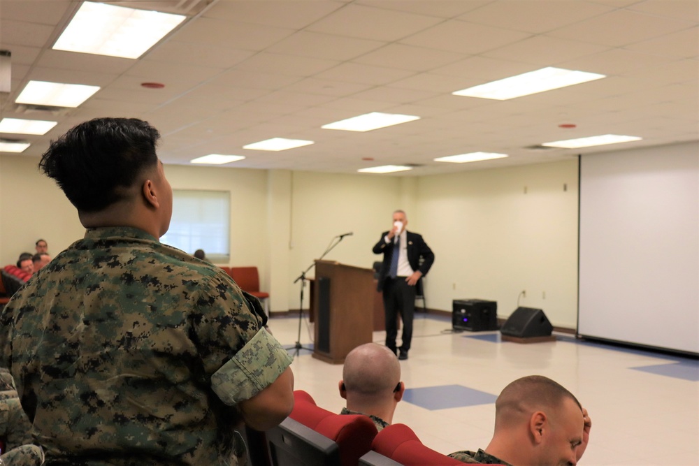 U.S. Ambassador Goldberg Visits Camp Mujuk
