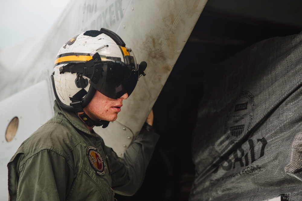 Philippine, US Marines Continue Typhoon Relief Efforts at Laoag International Airport