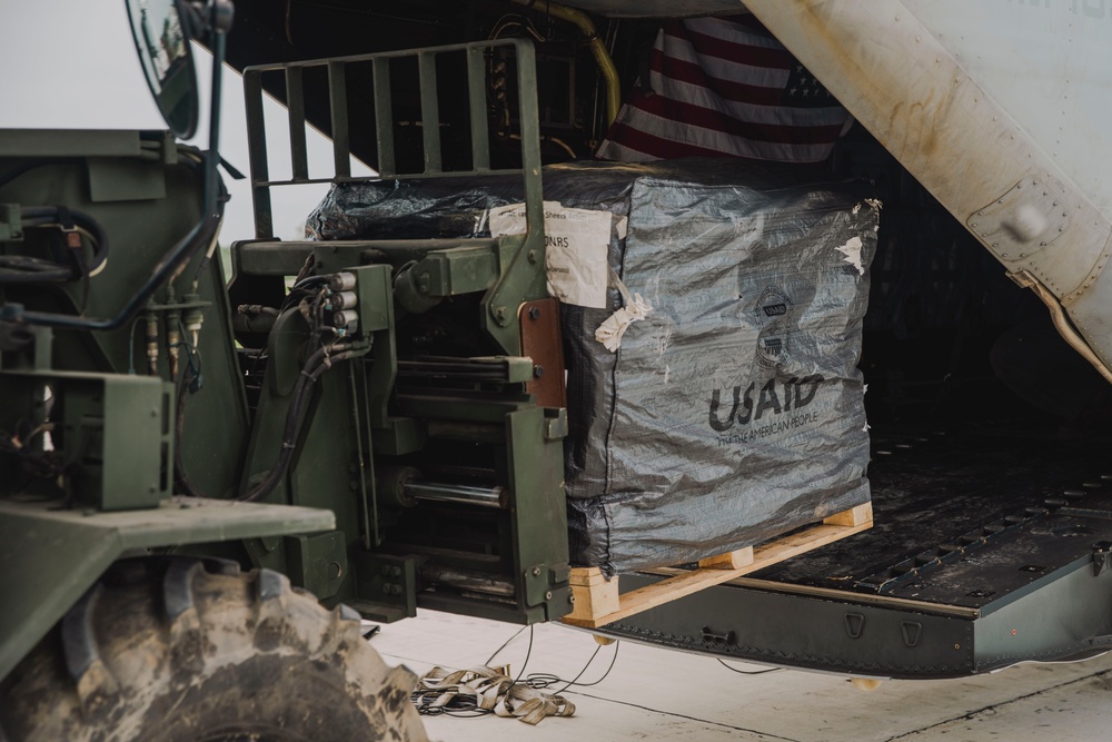 Philippine, US Marines Continue Typhoon Relief Efforts at Laoag International Airport