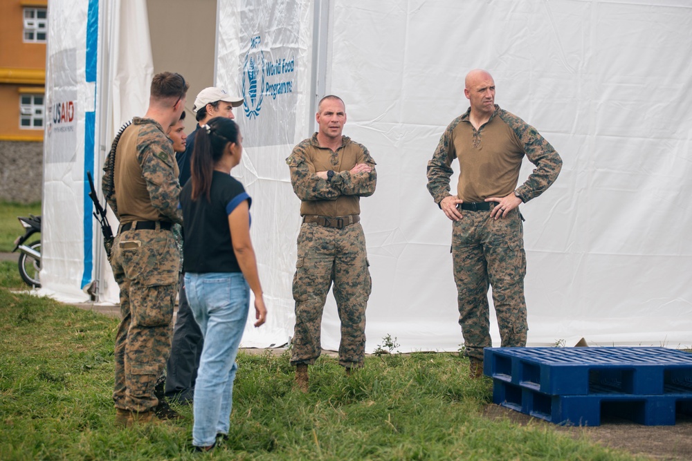 15th MEU Continues Foreign Disaster Relief Operations in Laoag, Philippines