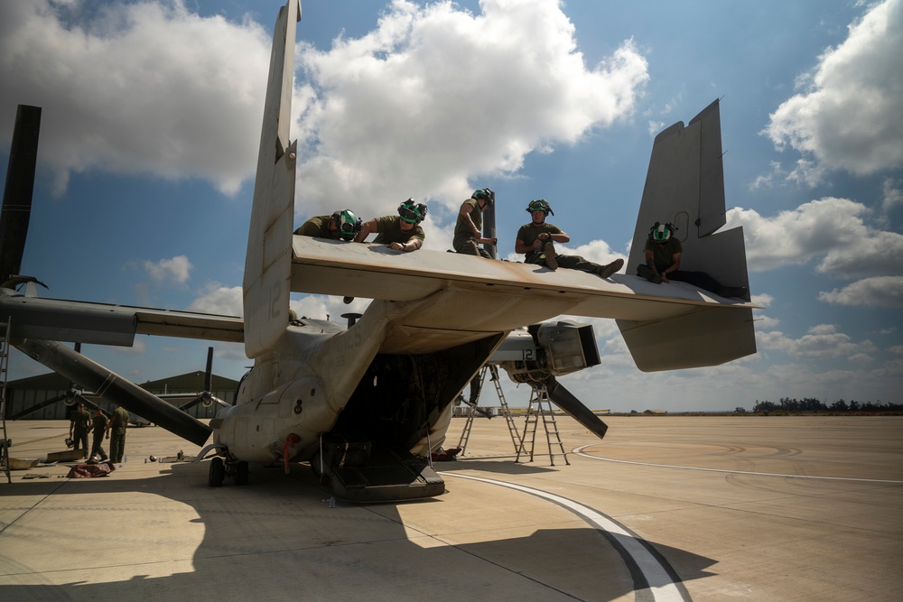 VMM-365 (REIN) Conducts MV-22B Osprey Maintenance in the Republic of Cyprus