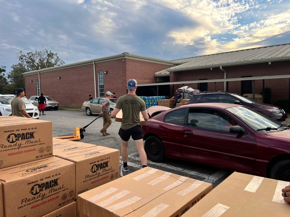 93d AGOW Airmen volunteer during hurricane recovery efforts