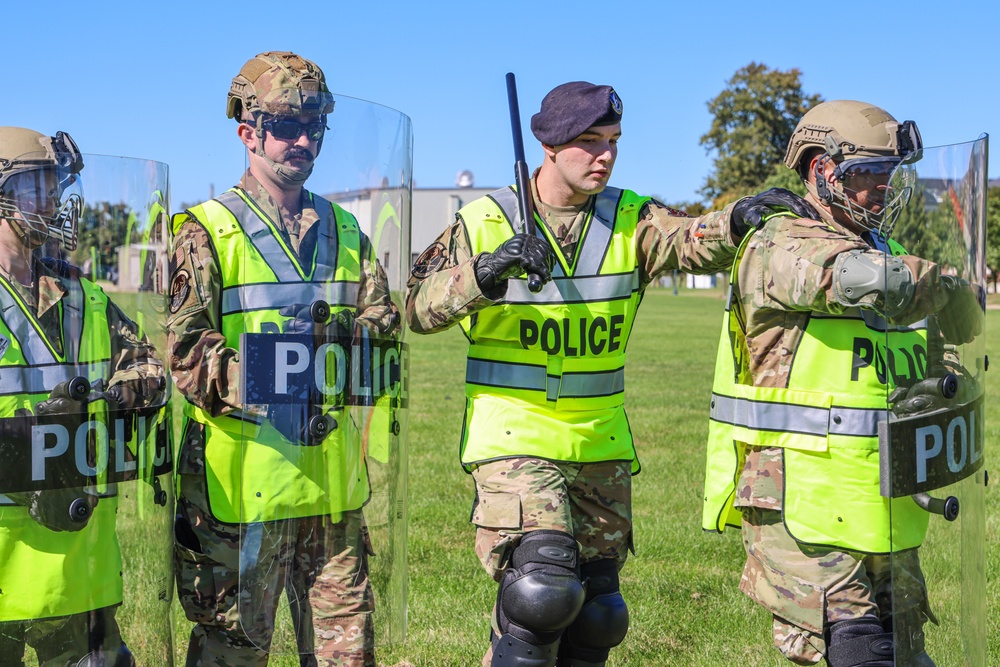 Defenders practice civil disturbance response