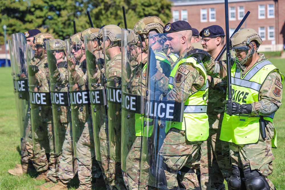 Defenders practice civil disturbance response