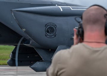 4th Fighter Wing Airmen conduct an F-15E Strike Eagle engine run