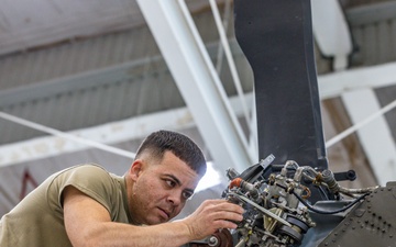 101st CAB Aircraft Maintenance