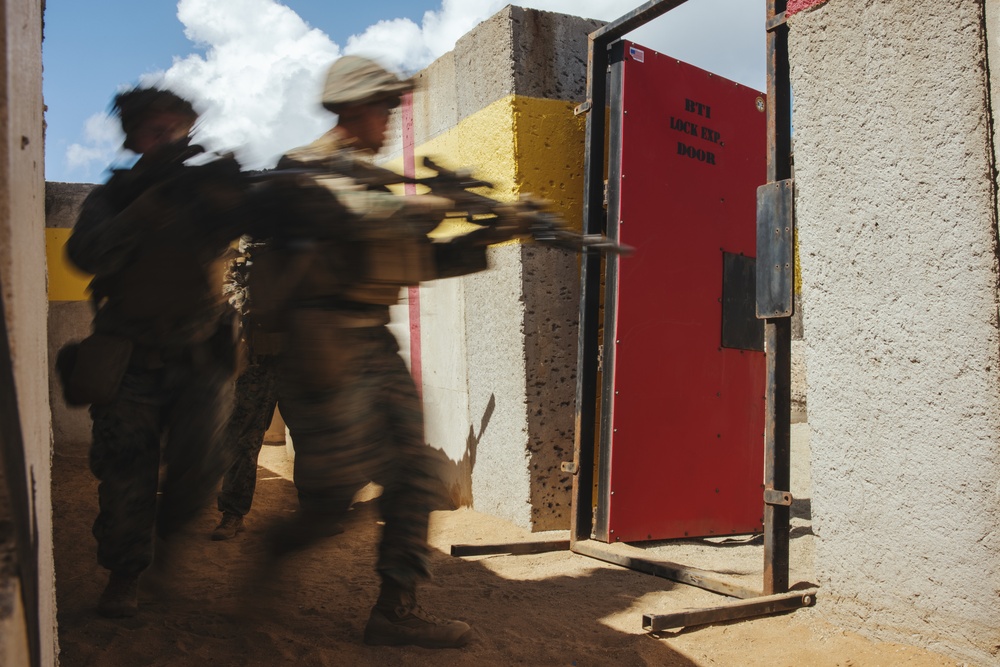 3d LCT combat engineers conduct a demolitions range on MCBH