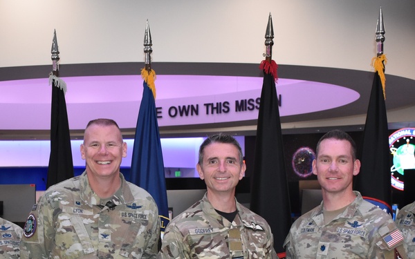 Air Marshal Paul Godfrey visits NSDC, DEL 15