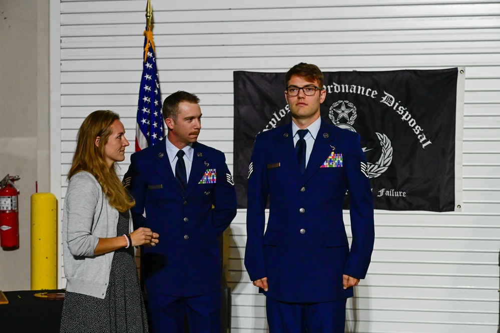 19th CES EOD technician earns 'Master Badge'