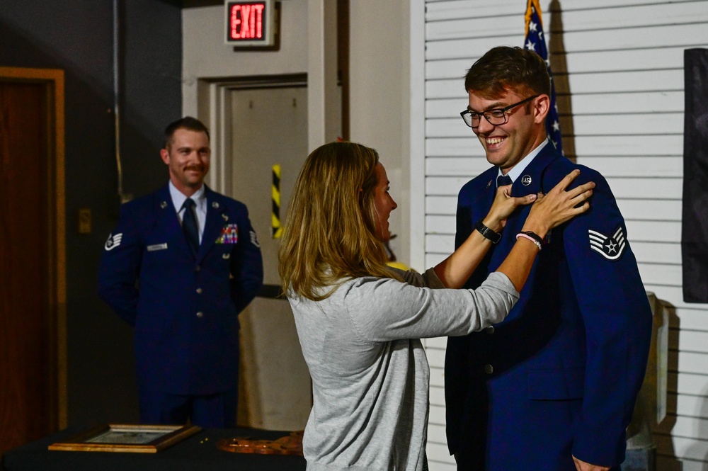 19th CES EOD technician earns 'Master Badge'