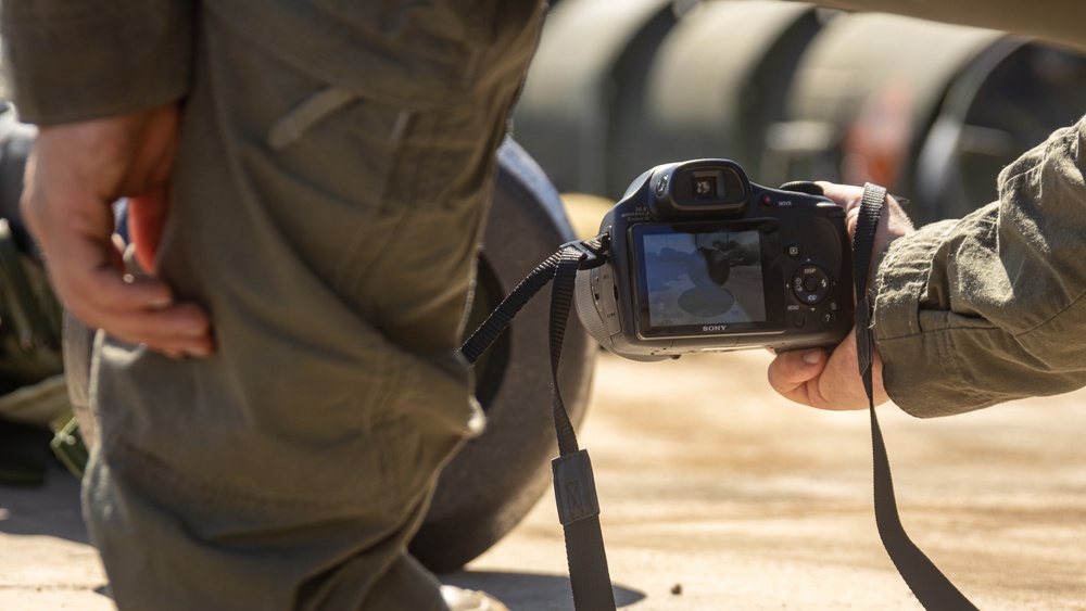 MWSS-174 and 3rd LLB EOD Marines execute Explosive Ordnance Exploitation Training