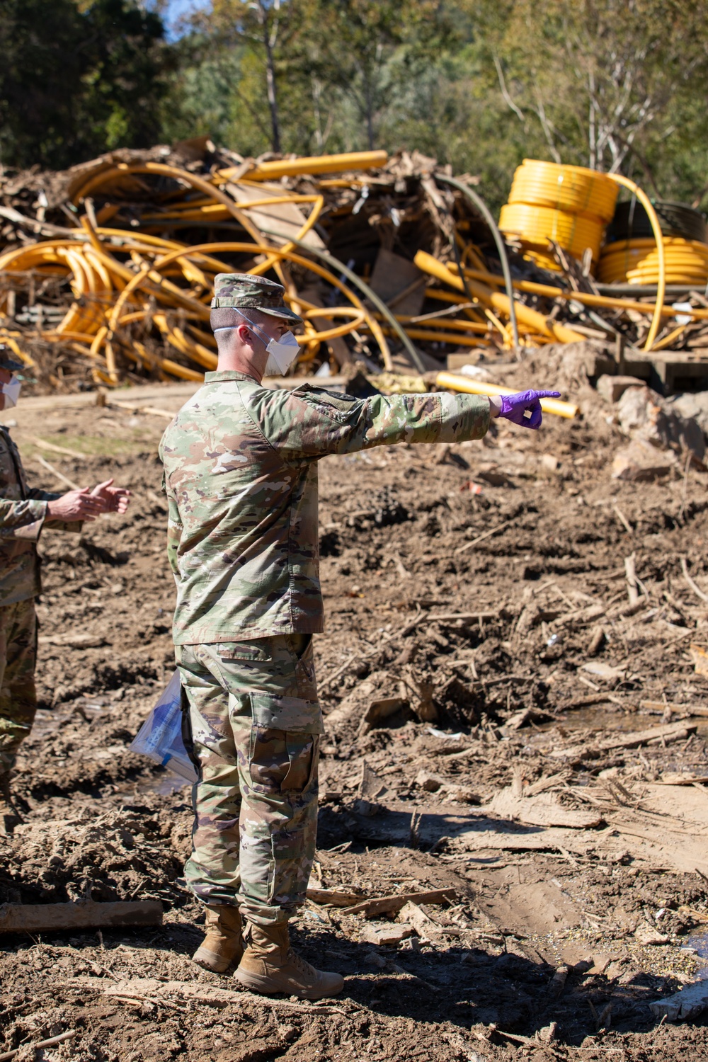 Tennessee Guardsmen gather soil samples after Hurricane Helene