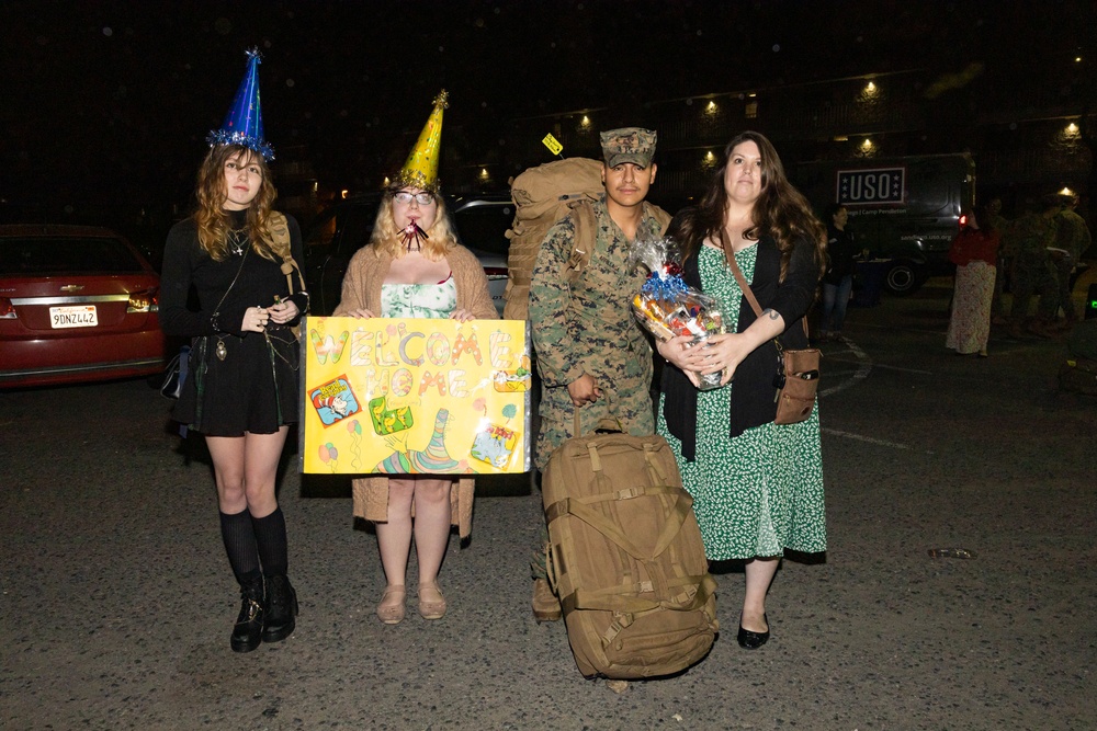 MRF-D 24.3 Marines, Sailors return from six-month deployment to Australia