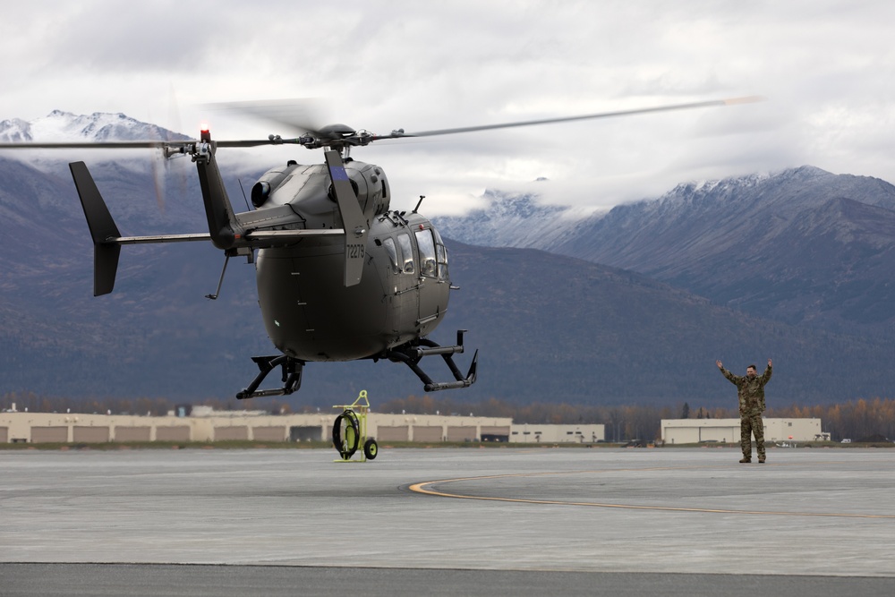 Alaska Army National Guardsmen prep Lakota helicopters for movement to Southwest border