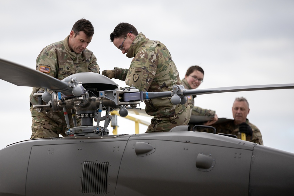 Alaska Army National Guardsmen prep Lakota helicopters for movement to Southwest border