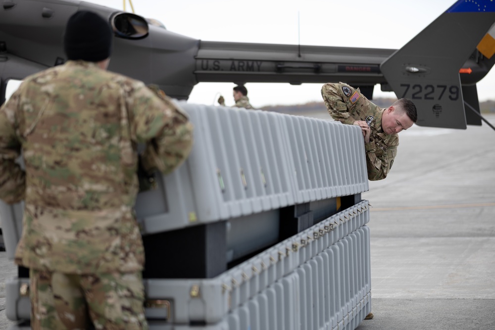 Alaska Army National Guardsmen prep Lakota helicopters for movement to Southwest border