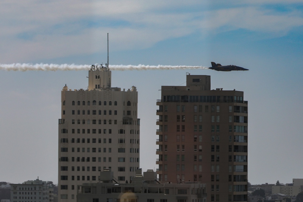 San Francisco Fleet Week 2024: Blue Angels over San Francisco