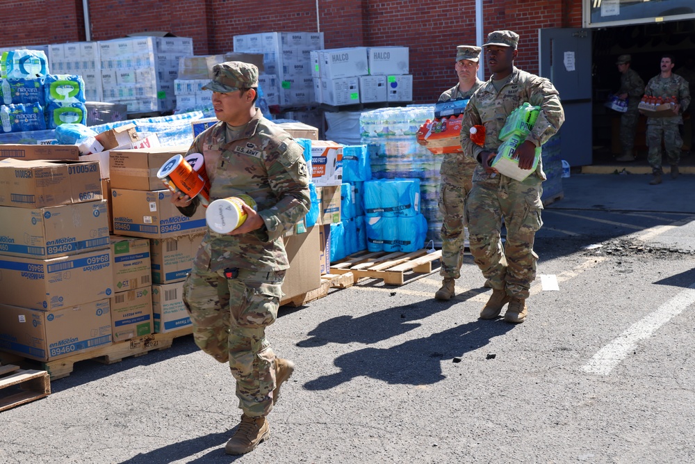 20th Engineer Brigade Soldiers relocate supplies in Western North Carolina