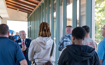 USS Ronald Reagan (CVN 76) Sailors visit the Ronald Reagan Presidential Library and Museum