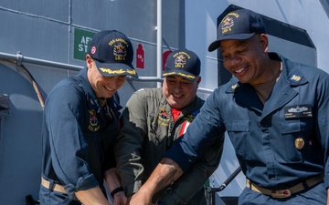 USS America (LHA 6) Celebrates 10 Commissioning Anniversary