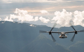 15th MEU MV-22B Ospreys Complete Final Disaster Relief Supplies Delivery in Philippines