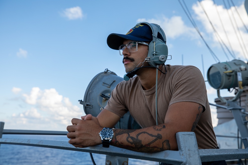 Watch Standers aboard the USS Cole