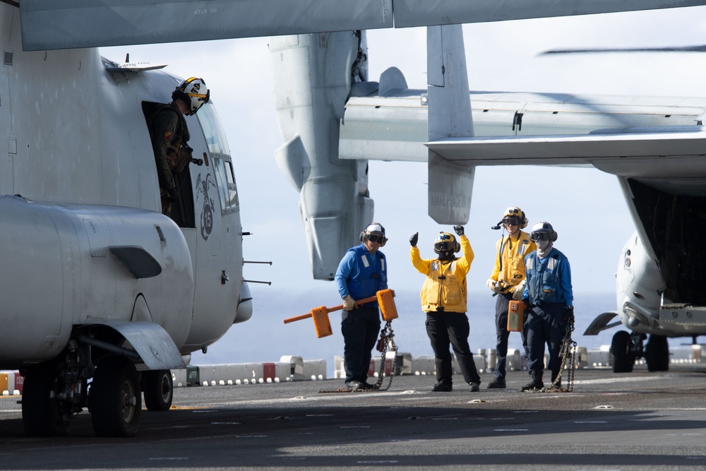 Boxer and 15th MEU provide humanitarian aid and disaster relief to typhoon-stricken Philippines