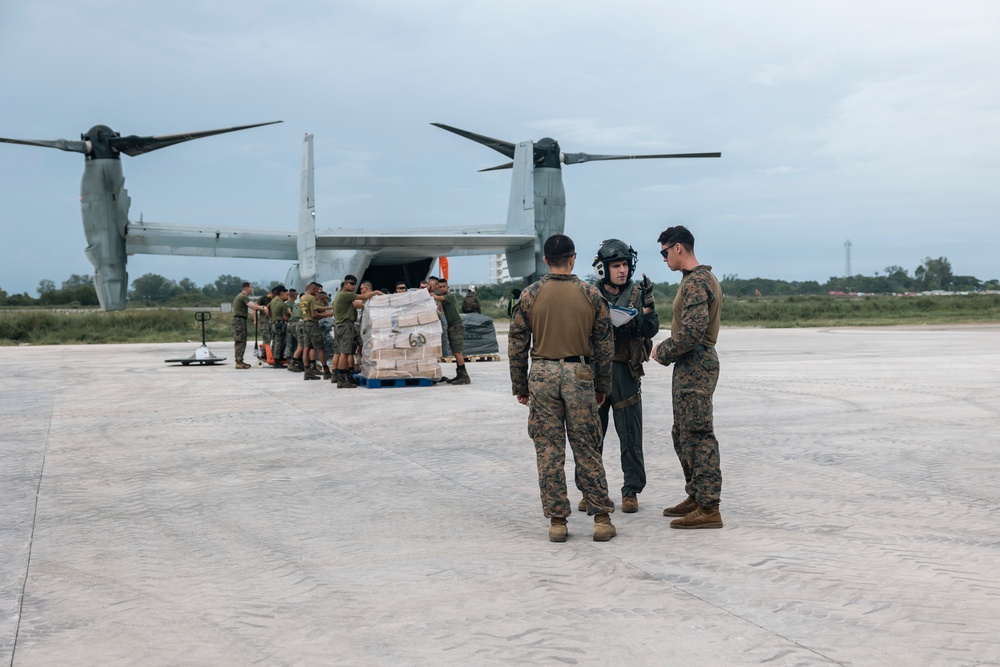 U.S., Philippine Marines load MV-22 Osprey’s in Laoag to Support Relief Efforts Alongside Philippine Allies