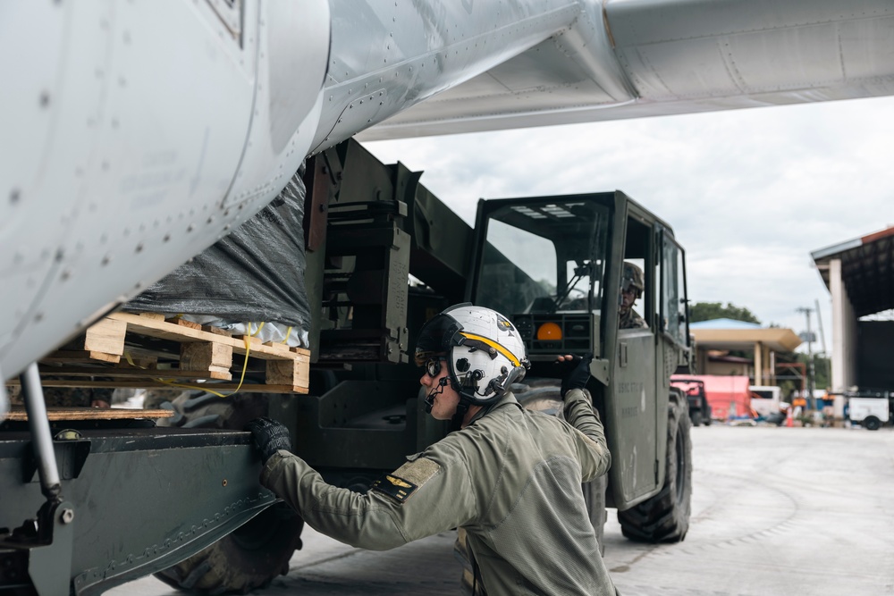 U.S., Philippine Marines load MV-22 Ospreys in Laoag to Support Relief Efforts Alongside Philippine Allies